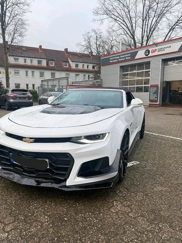 Gebraucht Chevrolet Camaro 453 PS (333 kW) 2018 Weiß Cabrio