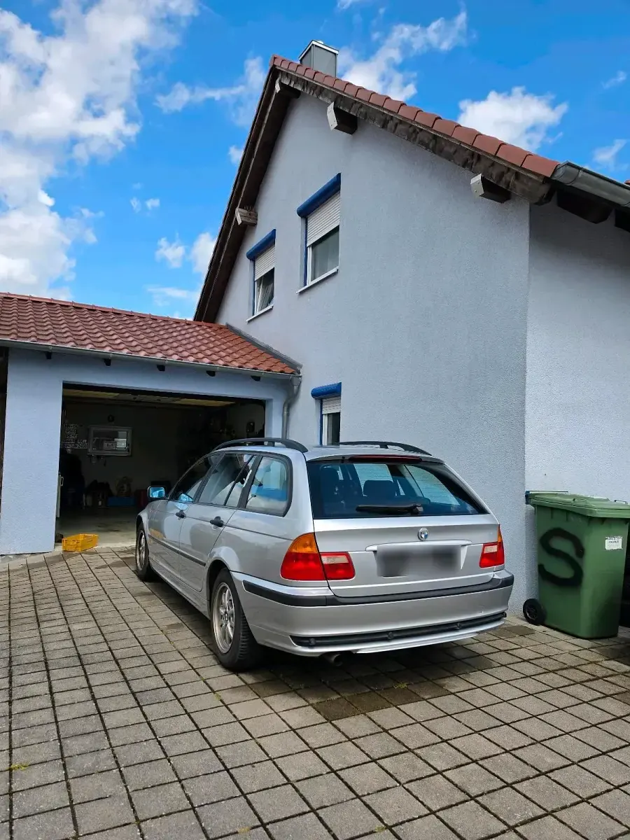 Gebraucht BMW 318 145 PS (106 kW) 2002 Silber Kombi