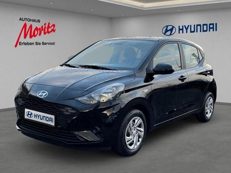 Phantom black / met Gebraucht 2024 Hyundai i10 Select Kleinwagen | 17.290 € (Etwas zu teuer) - Bild 1/4