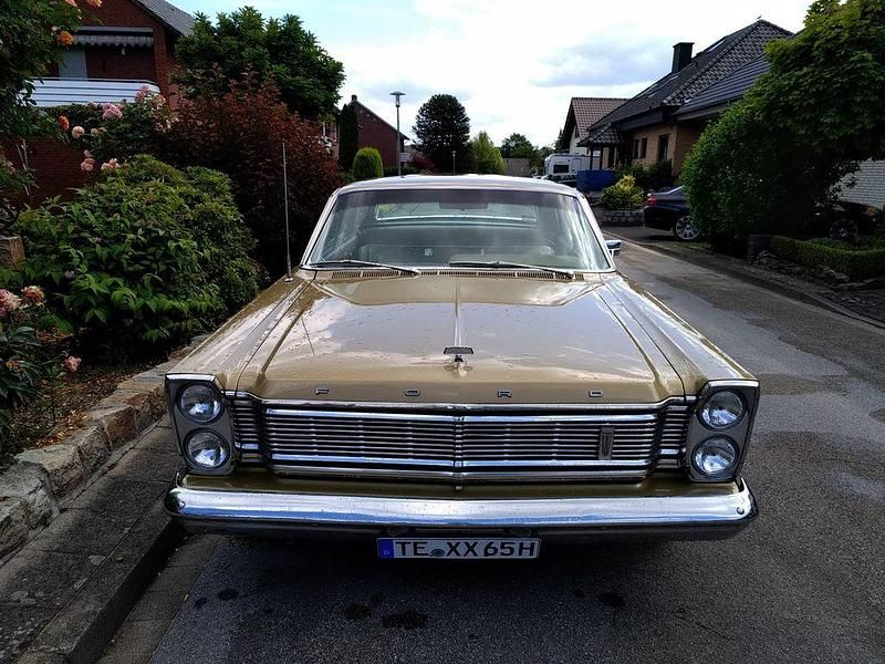 Gold Gebraucht 1965 Ford Galaxie Coupé | 22.900 € - Bild 1/4