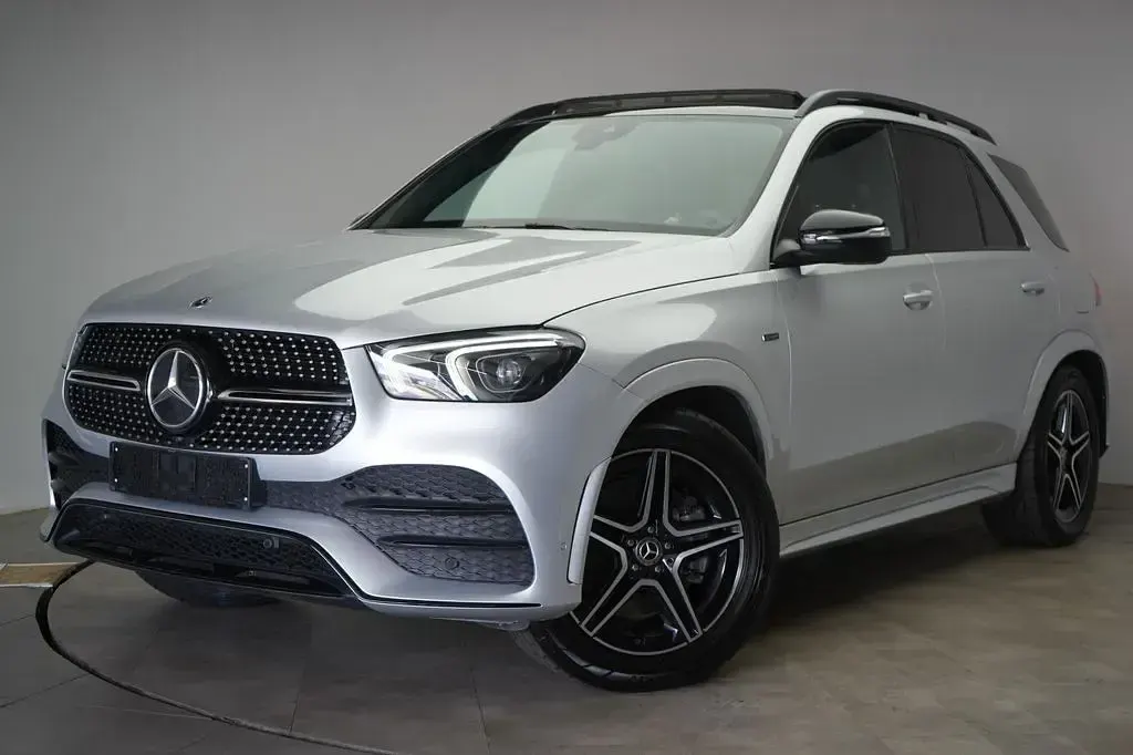 Gebraucht Mercedes GLE350 de AMG 320 PS (235 kW) 2021 Silber SUV