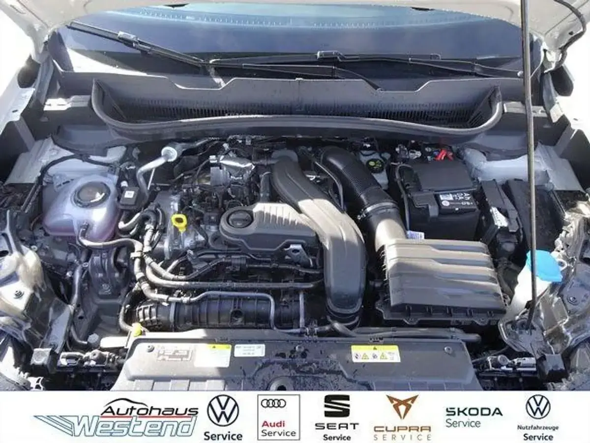 Gebraucht VW T-Cross Style 150 PS (110 kW) 2025 Ascotgrau SUV