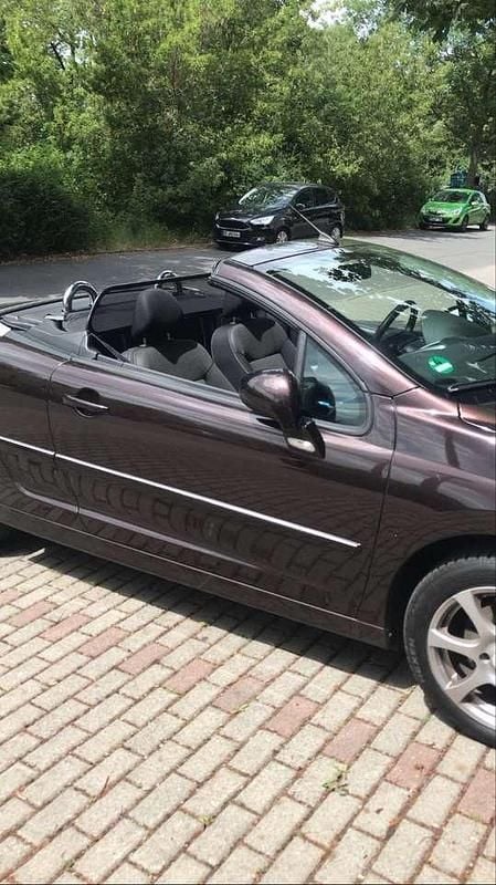 Gebraucht Peugeot 207 CC Premium 120 PS (88 kW) 2011 Schwarz Cabrio