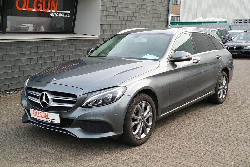 Grau Gebraucht 2017 Mercedes C180 Avantgarde Kombi | 12.990 € (Guter Preis) - Bild 1/4