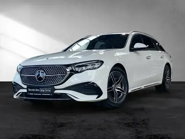 Gebraucht Mercedes E220 AMG line 197 PS (144 kW) 2025 Weiss