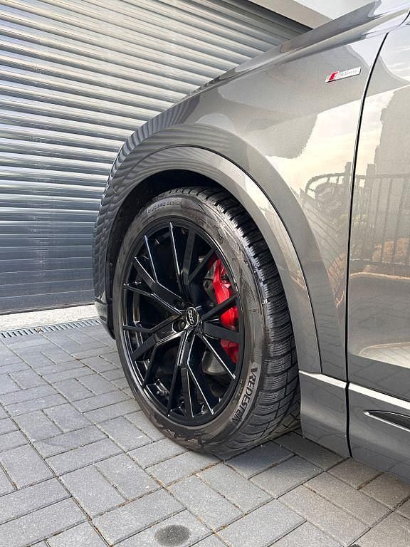 Gebraucht Audi Q8 Ambiente 286 PS (210 kW) 2019 Grau SUV