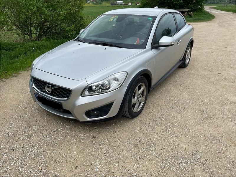 Silber Gebraucht 2011 Volvo C30 Kleinwagen | 3.000 € (Guter Preis) - Bild 1/4