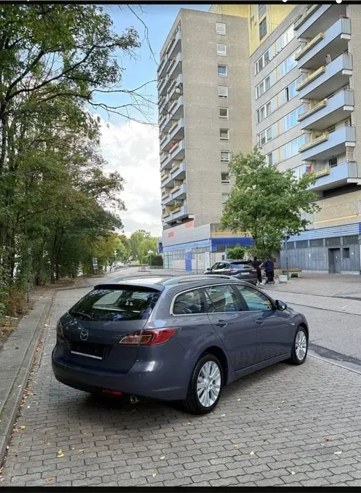 Gebraucht Mazda 6 Inclusive 121 PS (88 kW) 2009 Grau Kombi
