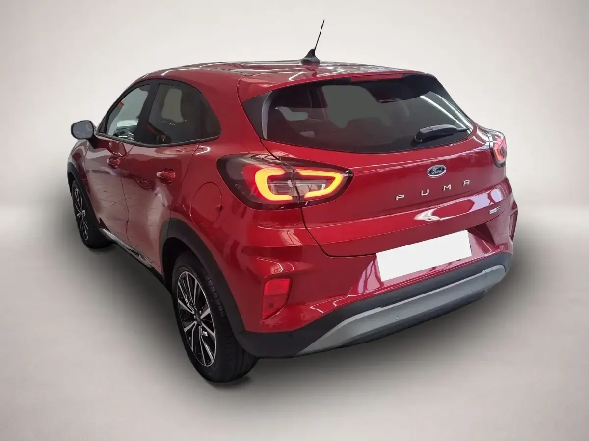 Gebraucht Ford Puma Titanium 125 PS (91 kW) 2022 Rot SUV