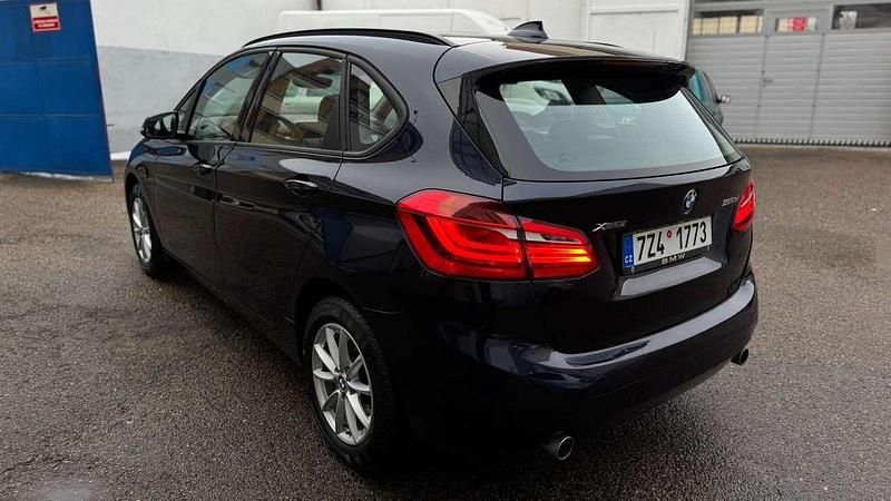 Gebraucht BMW 220 Active Tourer Luxury Line 190 PS (139 kW) 2017 Van / Kleinbus