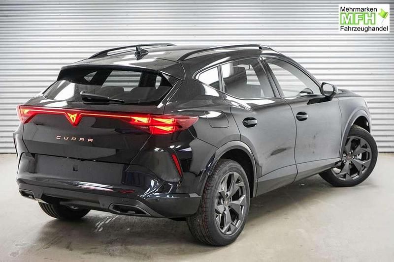 Neu Cupra Formentor 150 PS (110 kW) 2025 Midnight black metall... SUV