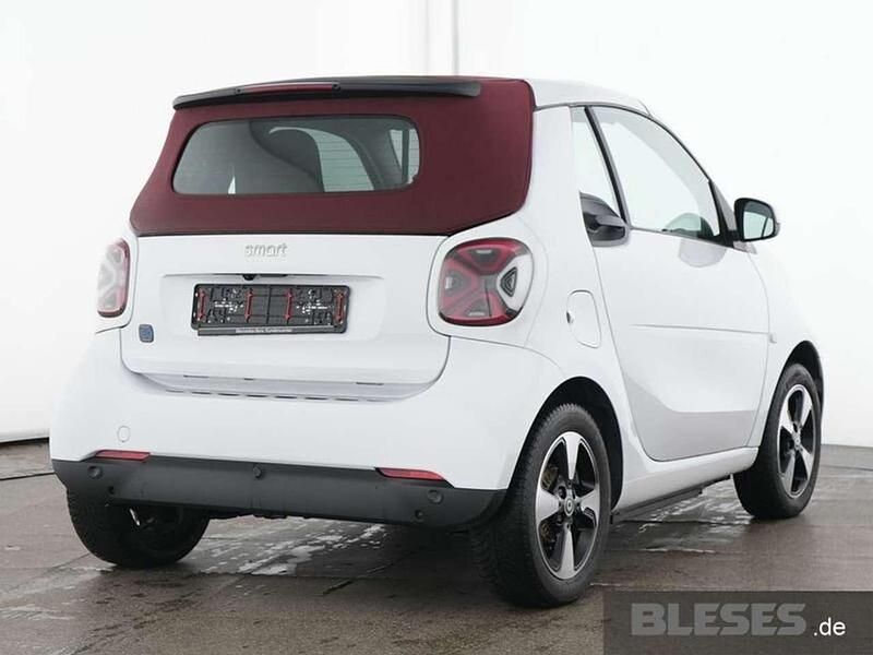 Gebraucht Smart ForTwo Electric Drive Exclusive 60 kW (82 PS) 2023 Weiß Cabrio