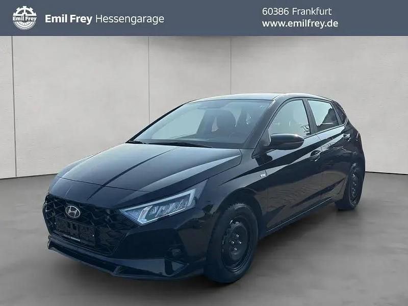 Phantom black Gebraucht 2023 Hyundai i20 Trend Kleinwagen | 17.550 € (Fairer Preis) - Bild 1/4