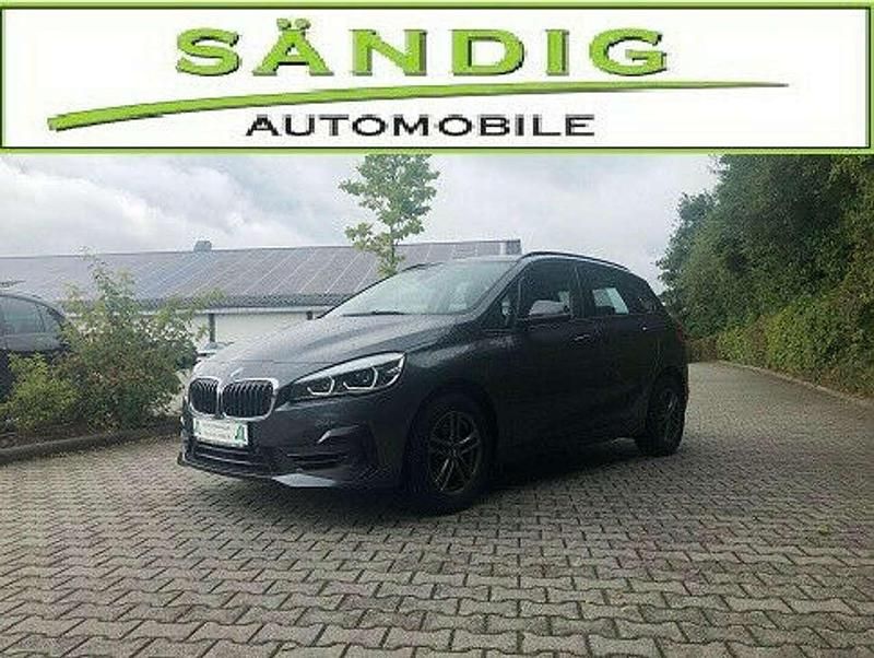 Gebraucht BMW 218 140 PS (102 kW) 2019 Mineralgrau metallic Van / Kleinbus