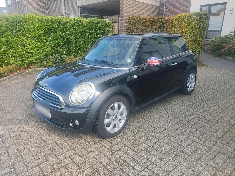 Schwarz Gebraucht 2010 Mini ONE Kleinwagen | 3.500 € - Bild 1/4