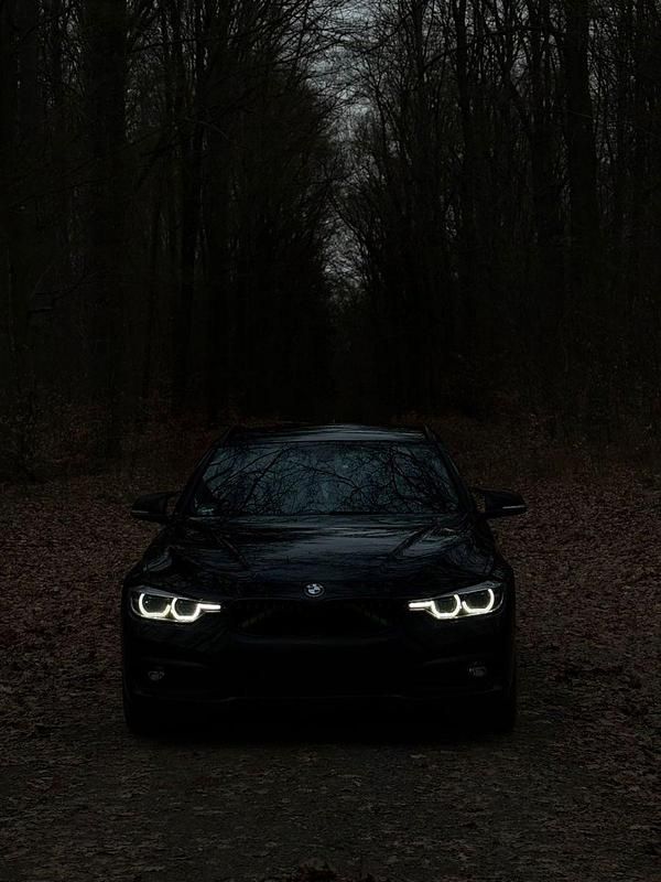 Second-hand BMW 320 190 CP (139 kW) 2018 Negru Break