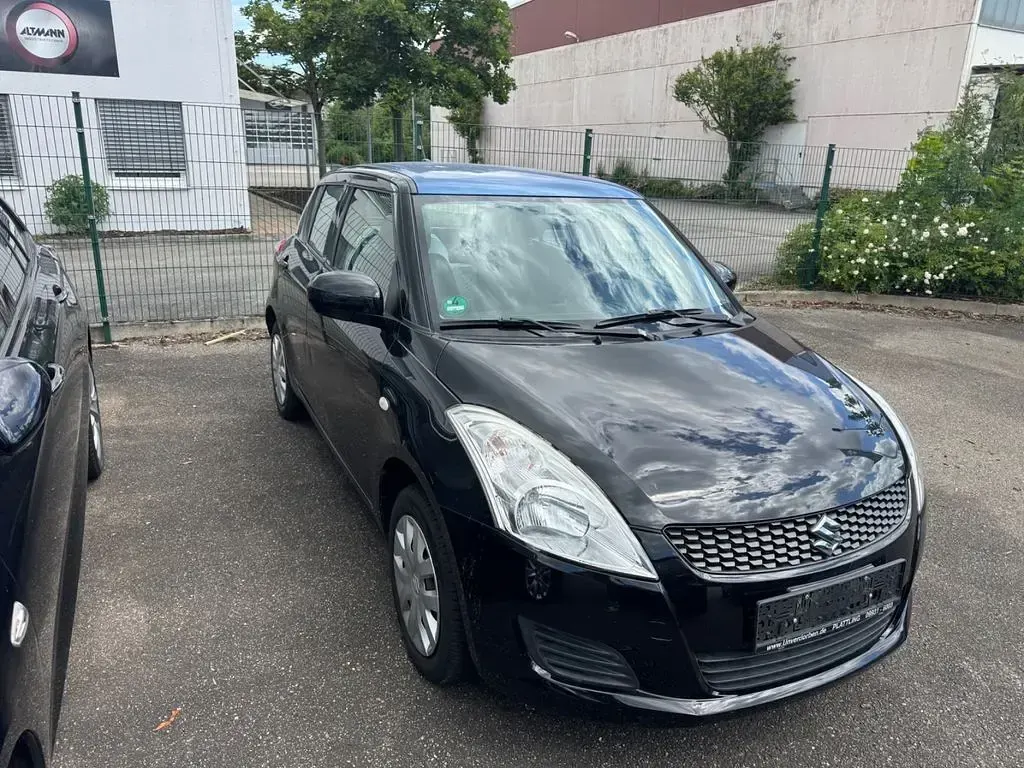 Gebraucht Suzuki Swift 94 PS (69 kW) 2012 Schwarz Kleinwagen