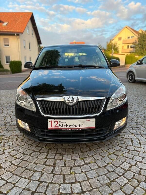 Schwarz Gebraucht 2013 Skoda Fabia Fresh Kleinwagen | 5.500 € (Fairer Preis) - Bild 1/4