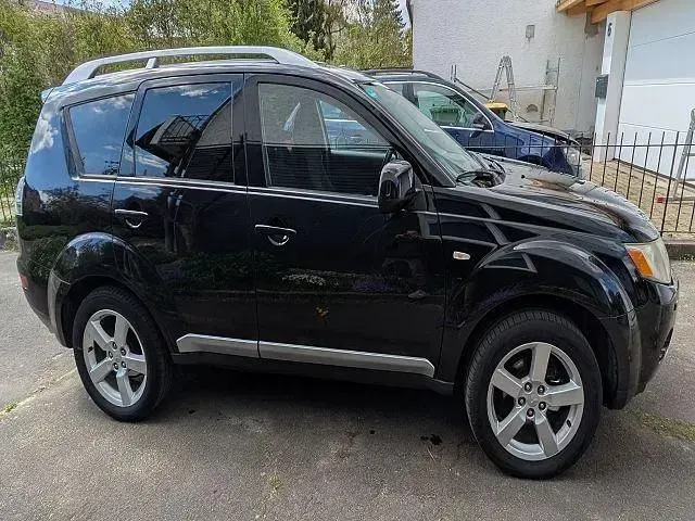Gebraucht Mitsubishi Outlander 140 PS (102 kW) 2007 Schwarz SUV