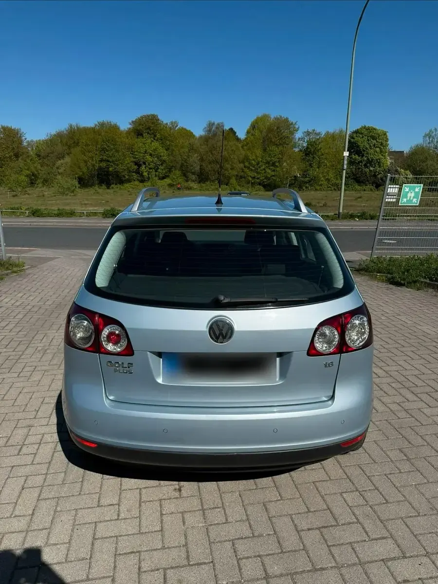 Gebraucht VW Golf Plus Cross Trendline 102 PS (75 kW) 2008 Blau Kombi
