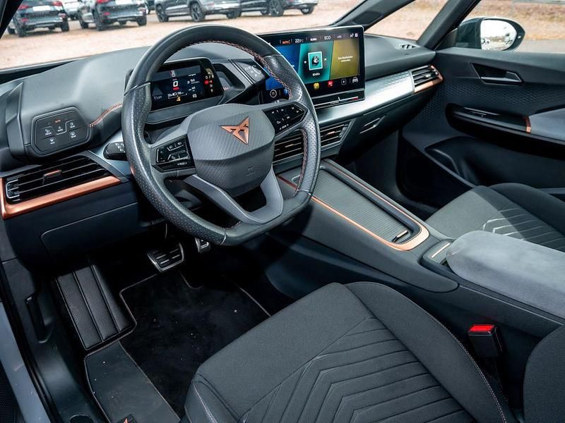 Gebraucht Cupra Born 150 kW (204 PS) 2022 Vaporgrau Kleinwagen