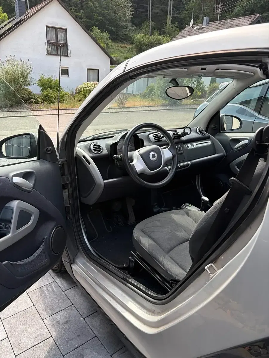 Gebraucht Smart ForTwo Cabrio 75 PS (55 kW) 2012 Schwarz Cabrio