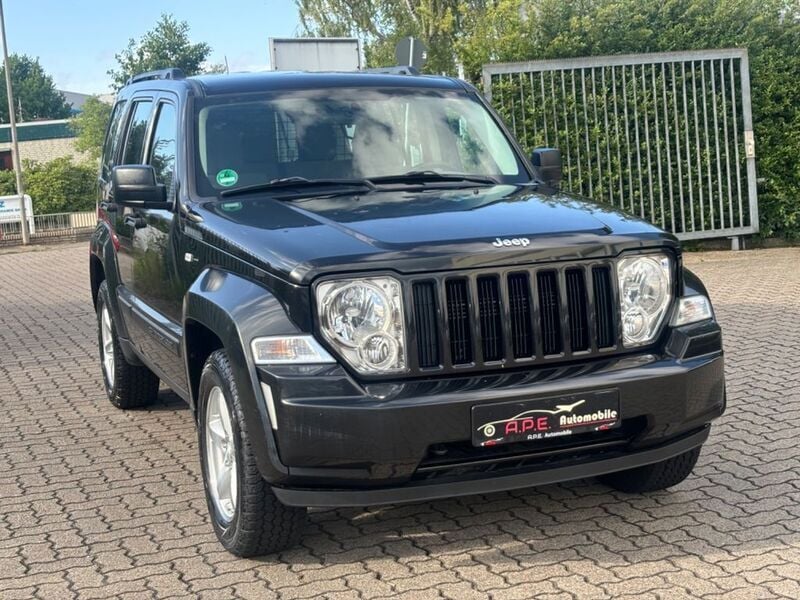 Schwarz Gebraucht 2009 Jeep Cherokee Sport SUV | 6.700 € (Teuer) - Bild 1/4