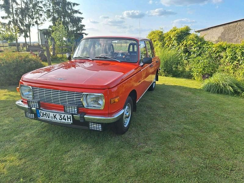 Gebraucht Wartburg 353 50 PS (36 kW) 1982 Rot Limousine