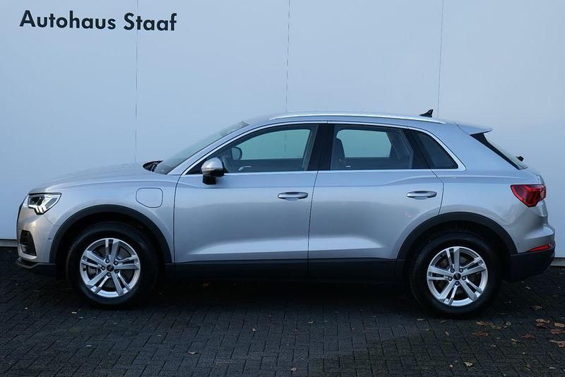 Gebraucht Audi Q3 Ambiente 245 PS (180 kW) 2022 Florettsilber metallic SUV
