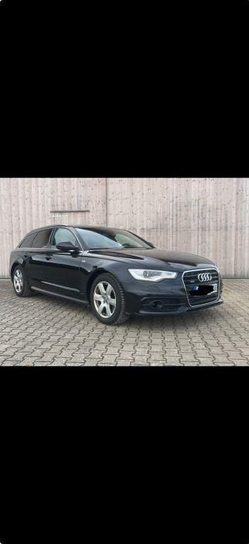 Gebraucht Audi A6 Ambiente 245 PS (180 kW) 2012 Schwarz Kombi
