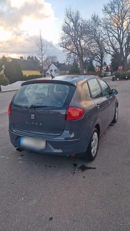 Gebraucht Seat Altea Style 160 PS (117 kW) 2010 Grau Van / Kleinbus