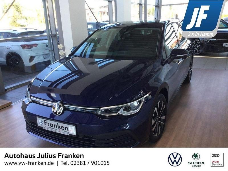 Atlantic blue (metallic) Gebraucht 2020 VW Golf VIII United Limousine | 18.444 € (Guter Preis) - Bild 1/4