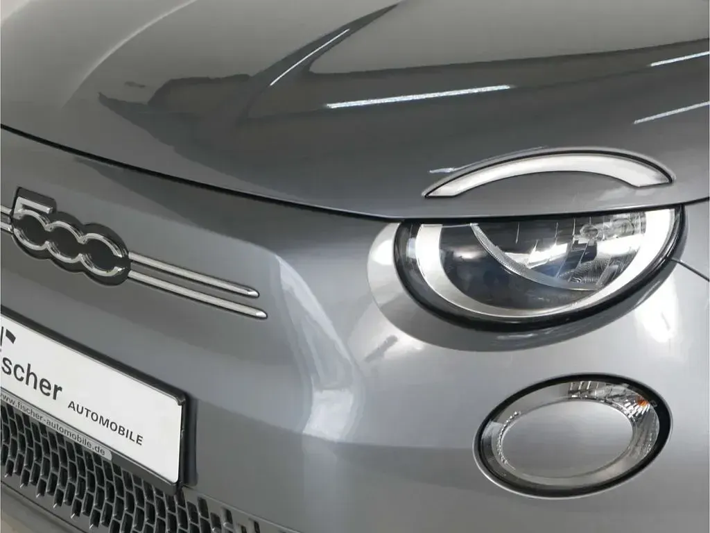 Gebraucht Fiat 500e Action 69 kW (95 PS) 2022 Mineral grau Limousine