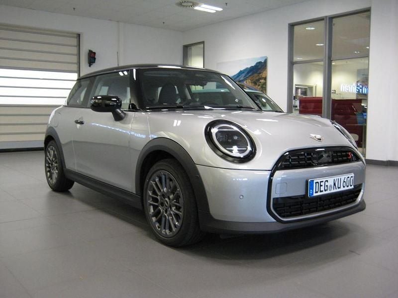 Gebraucht Mini Cooper S Classic 204 PS (150 kW) 2024 Silber Kleinwagen