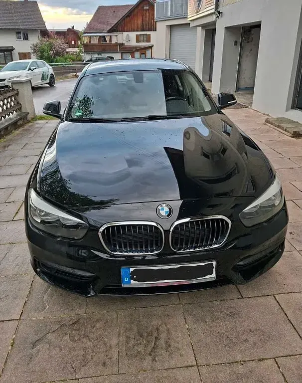 Gebraucht BMW 118 Advantage 136 PS (100 kW) 2016 Schwarz Kleinwagen