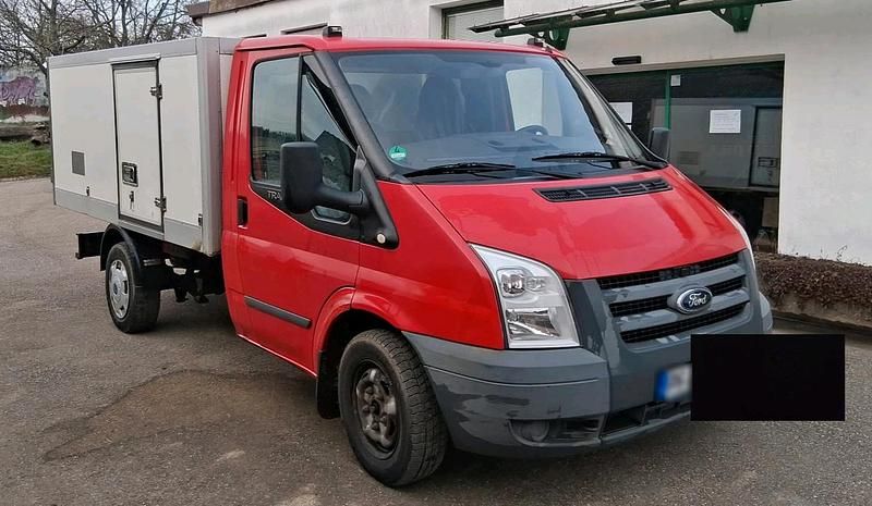 Gebraucht Ford Transit 115 PS (84 kW) 2010 Rot