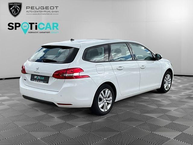 Gebraucht Peugeot 308 SW Active 131 PS (96 kW) 2021 Schneeweiß Kombi