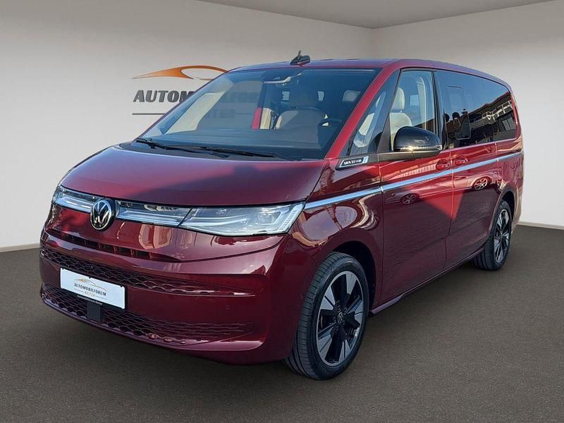 Gebraucht VW Multivan Style 150 PS (110 kW) 2025 Rot Van