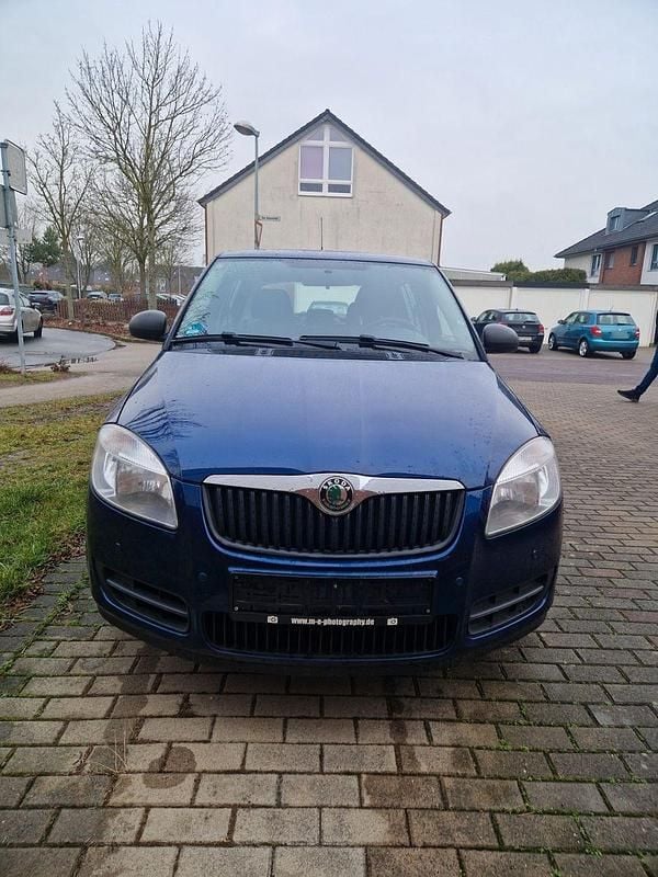 Gebraucht Skoda Fabia 60 PS (44 kW) 2009 Blau Limousine