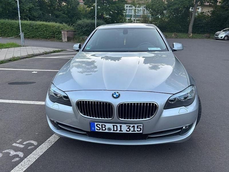 Gebraucht BMW 528 258 PS (189 kW) 2011 Limousine