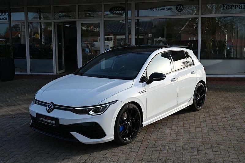 Gebraucht VW Golf VIII Sport 320 PS (235 kW) 2023 Weiß Limousine