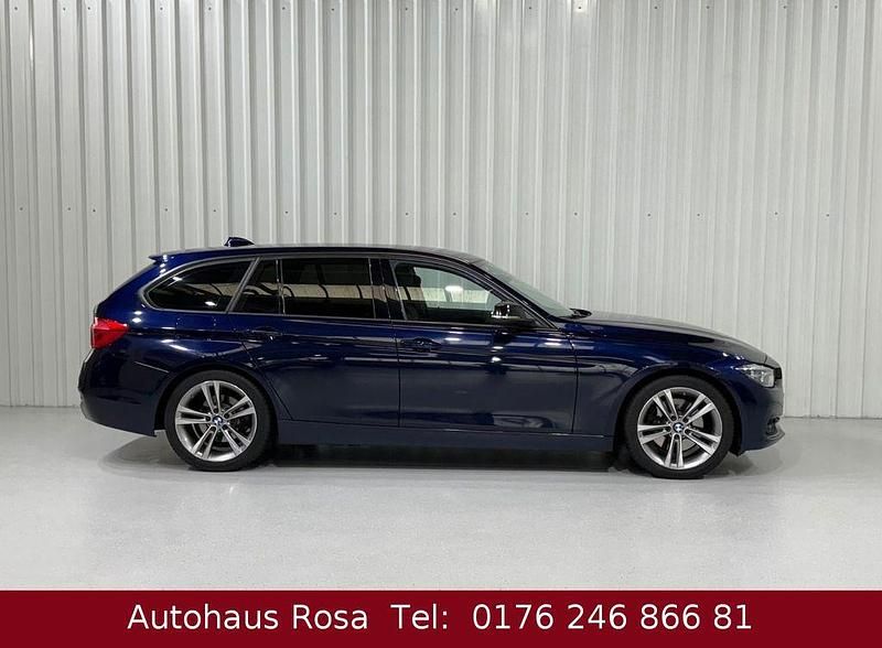 Gebraucht BMW 325 Sport Line 218 PS (160 kW) 2015 Blau Kombi