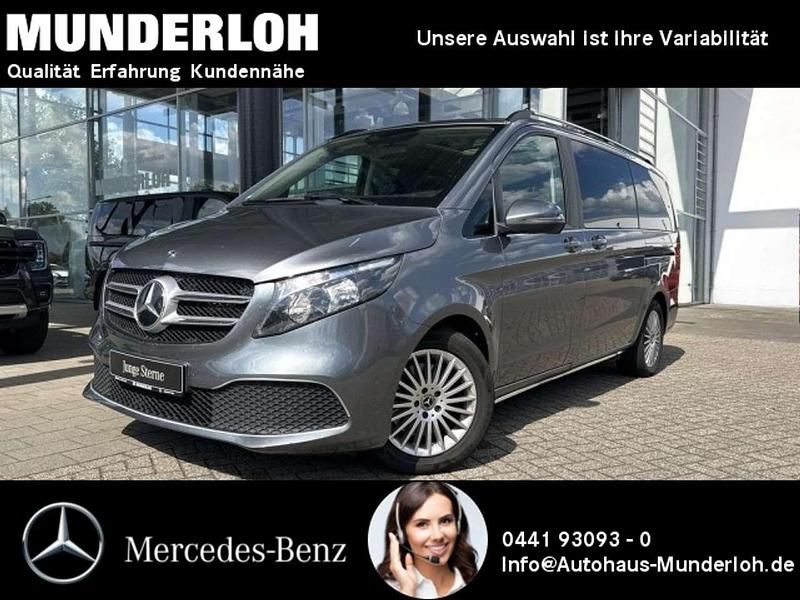 Selenitgrau metallic Gebraucht 2020 Mercedes V250 Sport Van / Kleinbus | 38.900 € (Fairer Preis) - Bild 1/4
