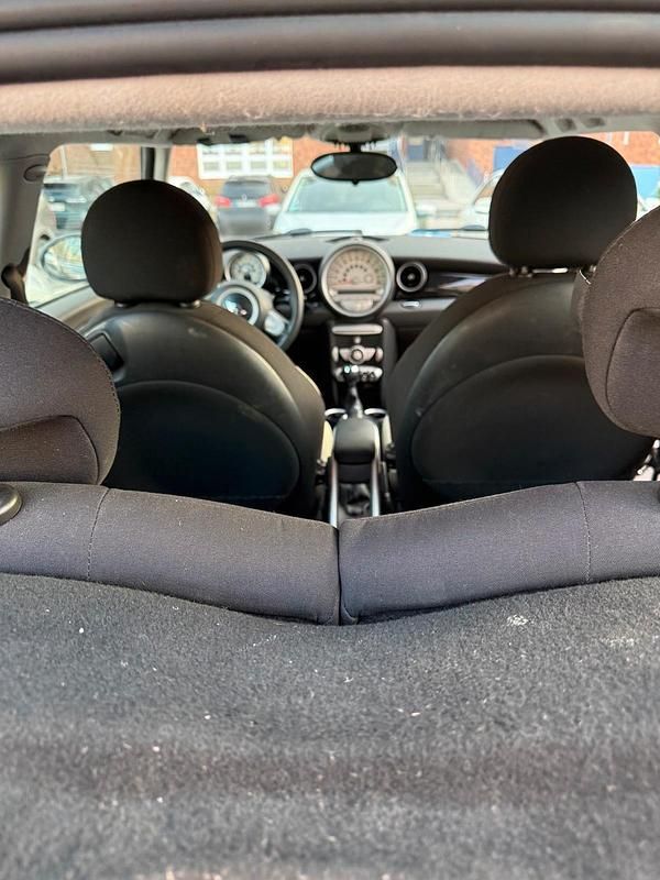 Gebraucht Mini ONE 90 PS (66 kW) 2008 Schwarz Kleinwagen