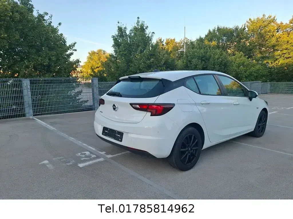 Gebraucht Opel Astra Edition 110 PS (80 kW) 2020 Weiß Limousine