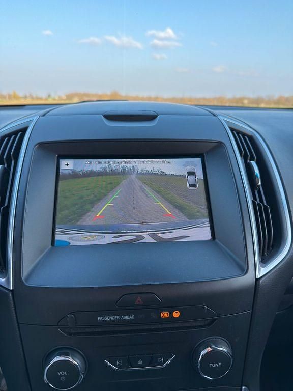 Gebraucht Ford Edge Titanium 179 PS (131 kW) 2017 Grau SUV