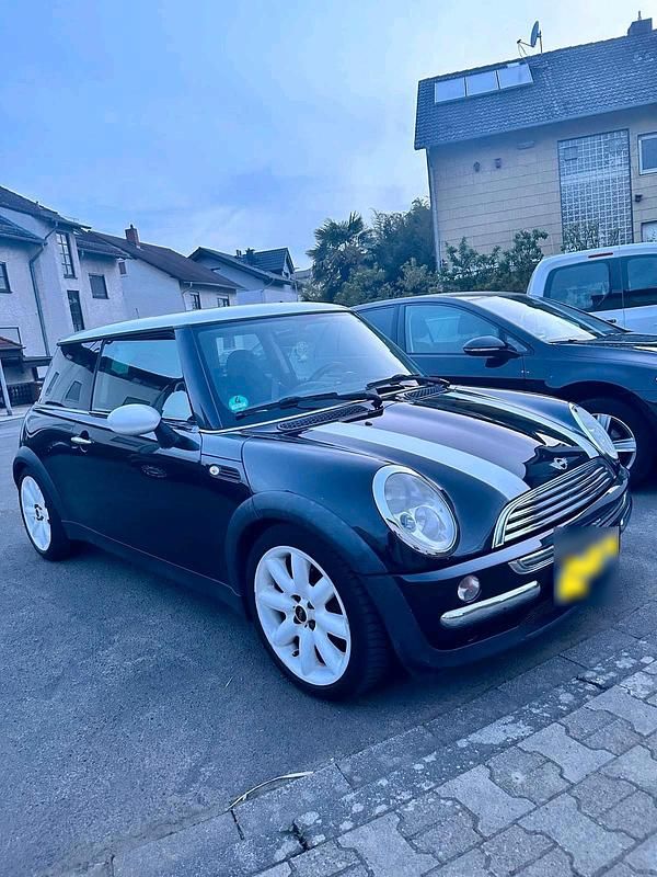 Usata Mini Cooper 100 CV (73 kW) 2003 Nero Utilitaria