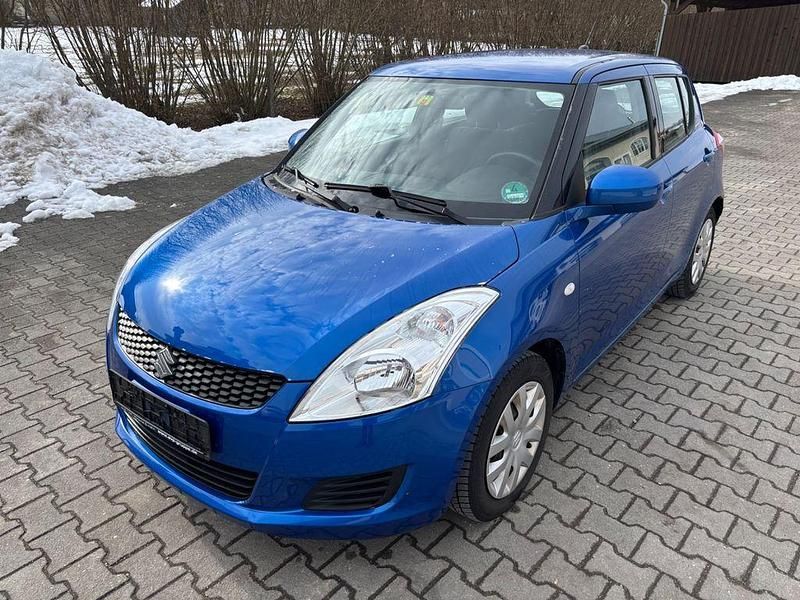 Gebraucht Suzuki Swift Club 94 PS (69 kW) 2011 Blau Limousine