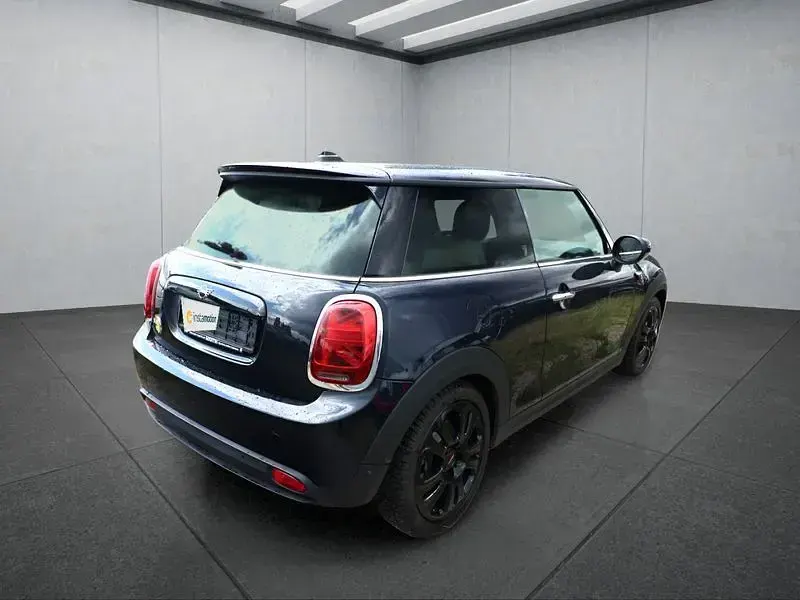 Gebraucht Mini Cooper SE 135 kW (184 PS) 2022 Schwarz Kleinwagen