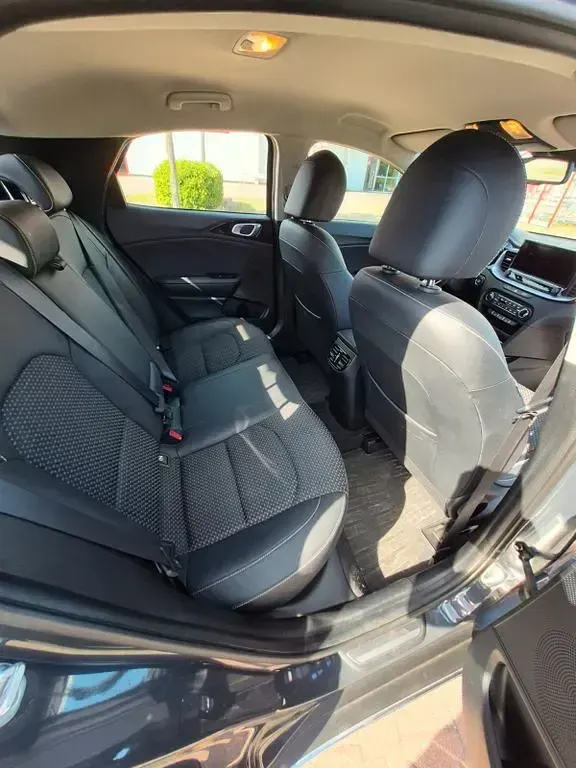 Gebraucht Kia XCeed Spirit 140 PS (102 kW) 2019 Grau SUV
